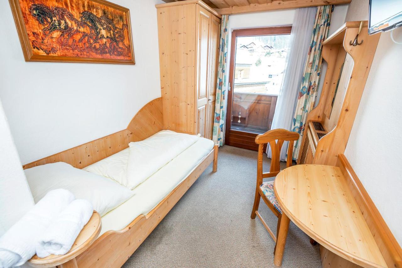 Heart Hotel Talhof Nigg Санкт-Антон-ам-Арльберг Екстер'єр фото